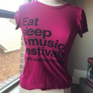 Hot pink tee